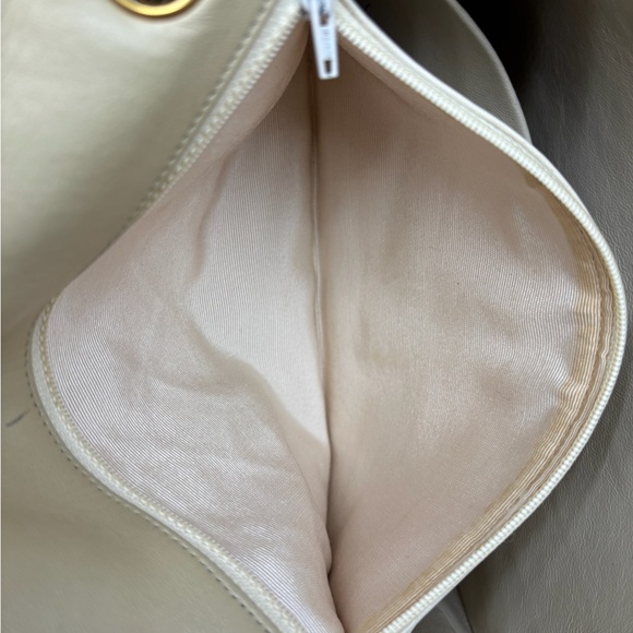 Chanel single flap lambskin beige square chain bag - Picture 15 of 16